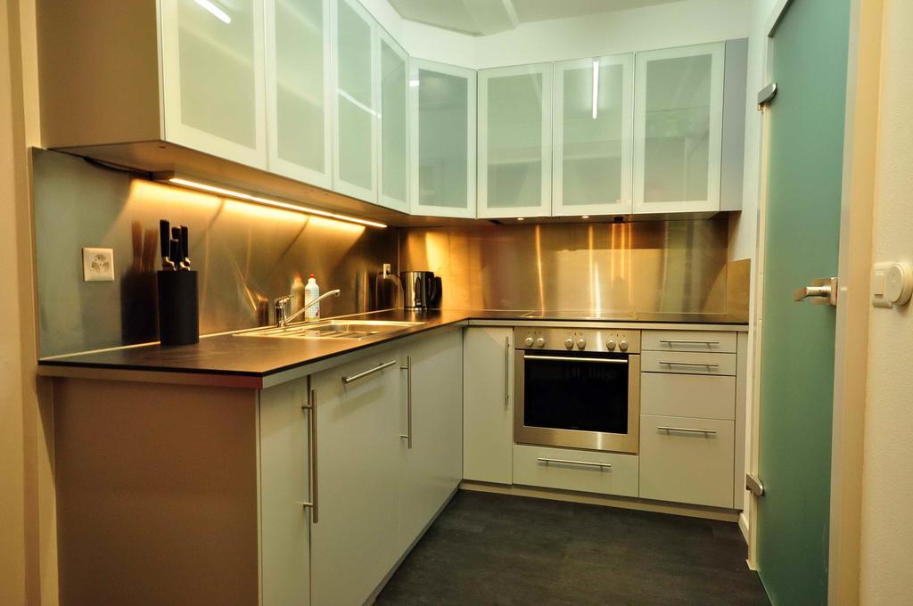 Interlaken Town House Sleeps 12 Guests Central Room photo